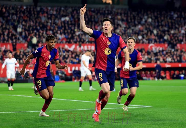 莱万:我们知道如何击败皇马 京多安阿劳霍间没问题