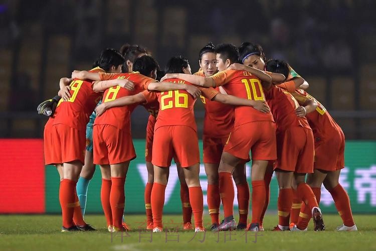 中国国家女子足球队点球大战4-2胜巴西夺冠 中国国家女子足球队点球大战4-2胜巴西夺冠